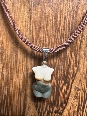 Mini Alashan Agate Grey, Brown, and Cream Body Pendant Necklace on Brown Rope